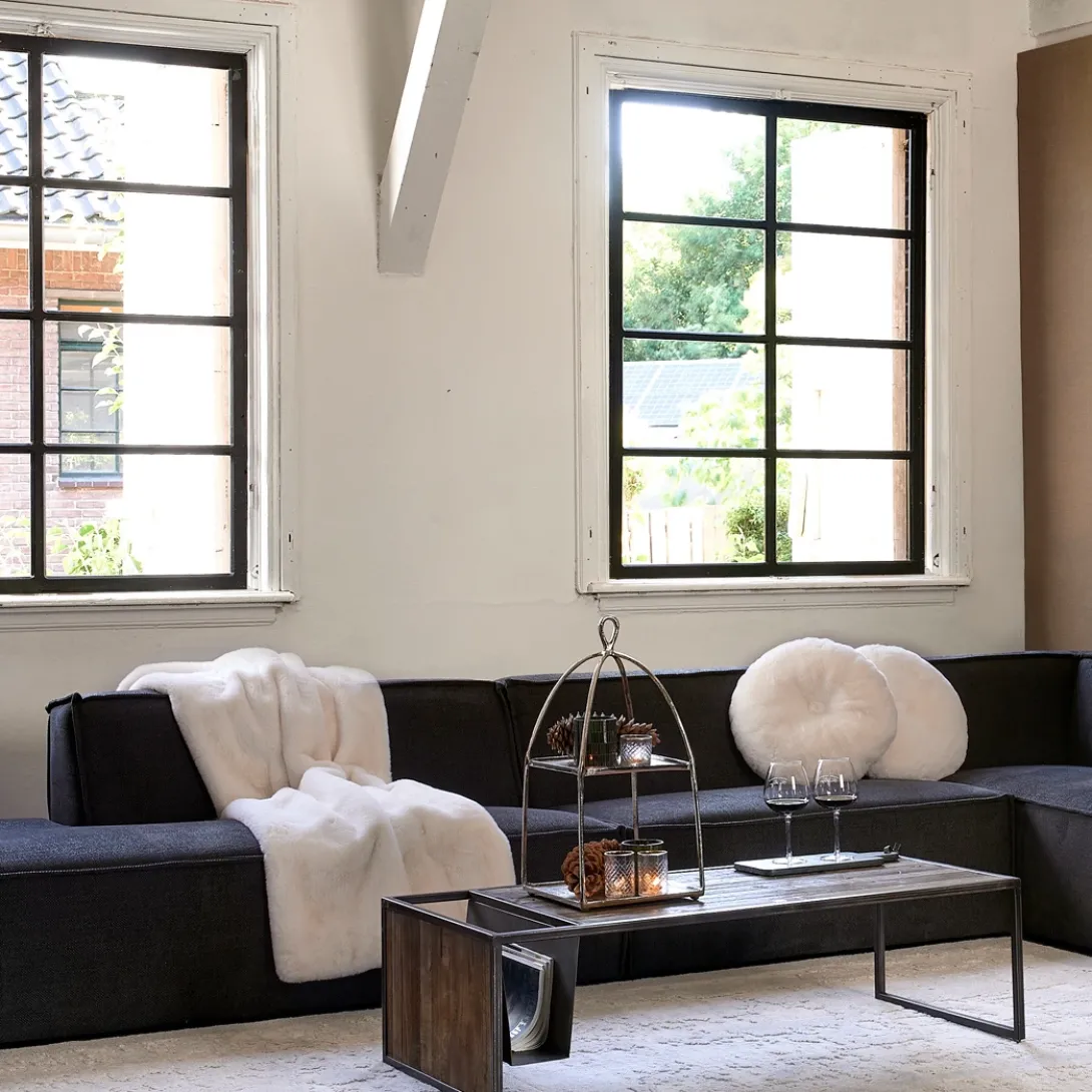 The Jagger Center 125cm, celtic weave, caviar