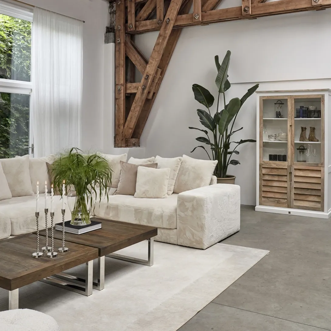 Vail Corner Arm R Polar Bear