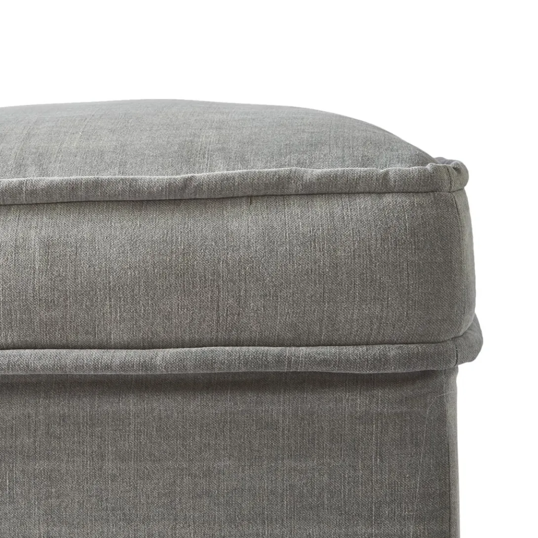 Voetenbank Metropolis, Grey